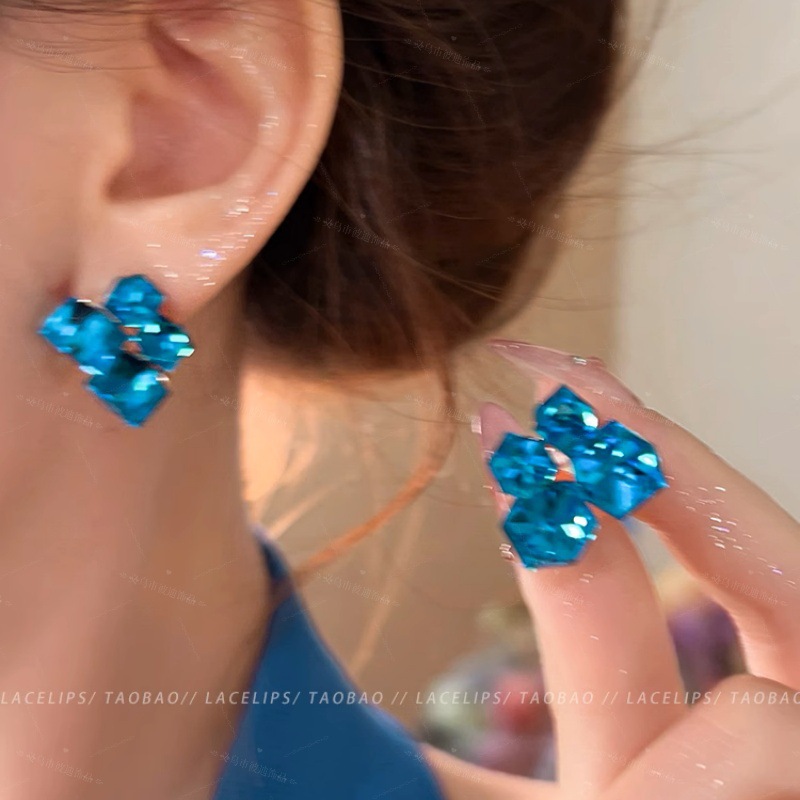 PJX-121 Crystal Sparkling Korean Earrings ,Elegant Shine, Premium Style & Stunning Feminine Charm