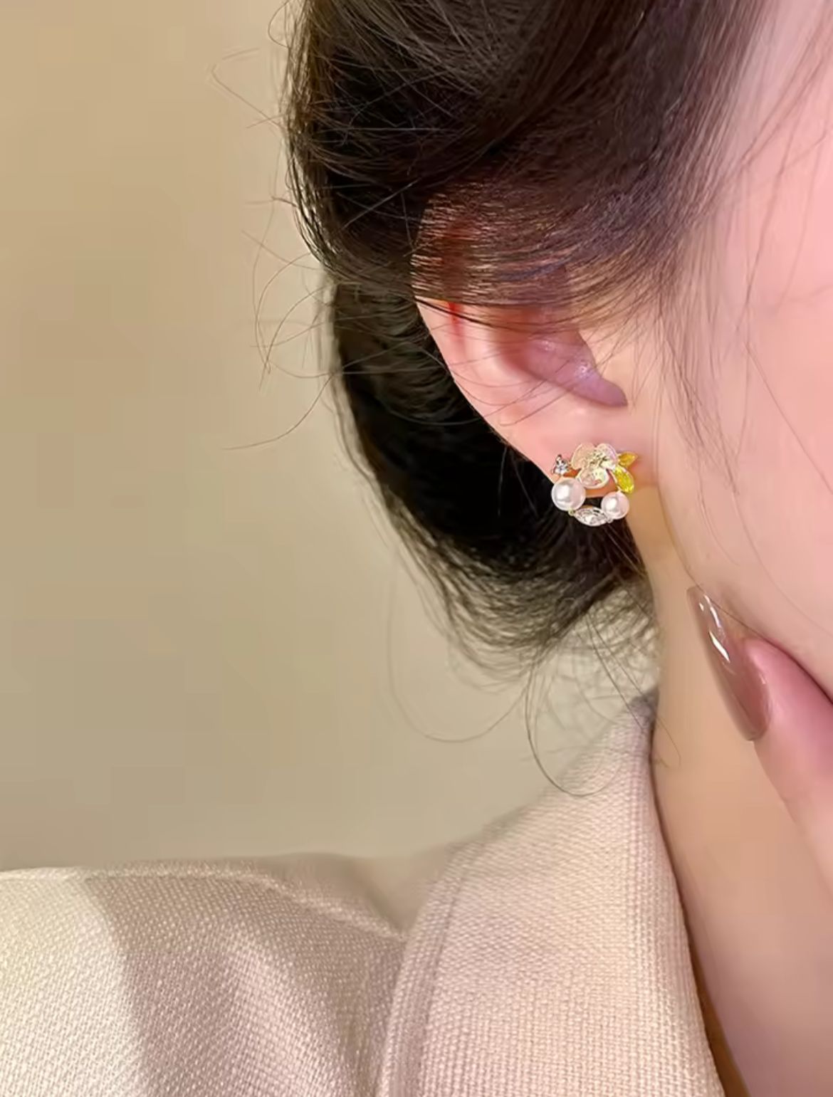 AWT-118 Korean Leaf Sparkling Pearl Earrings | Elegant Leaf Design With Premium Pearls, Perfect for Daily Wear, Parties & Special Occasions