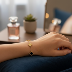 QXT-134 Clover 2-in-1 Bracelet ,Stainless Steel | Versatile & Stylish Accessory