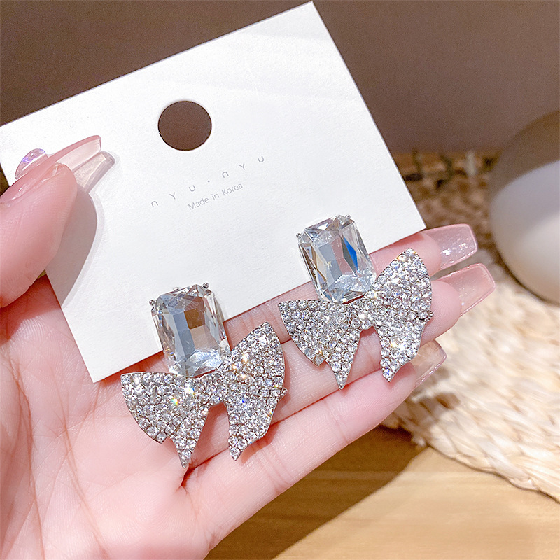 ZJE-165 Sparkling Bow Shape Zircon Korean Earrings ,Elegant Fashion Jewellery, Stylish Accessory for Women