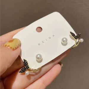 AUJ-939 Korean Fish Tail Earrings , Elegant Fashion Jewellery, Stylish Accessory for Women