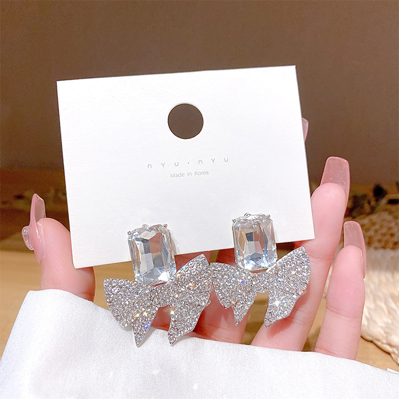 ZJE-165 Sparkling Bow Shape Zircon Korean Earrings ,Elegant Fashion Jewellery, Stylish Accessory for Women